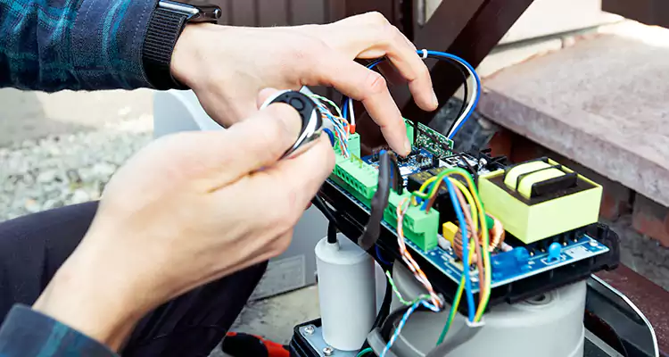 Automatic Driveway Gate Repair in Fort Walton Beach, FL