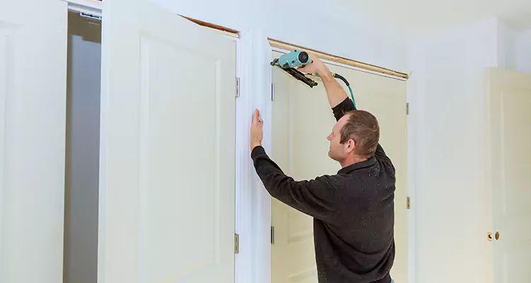 Top Rated Door Fixing ServiceFixing Garage Door Track in Fort Walton Beach, FL