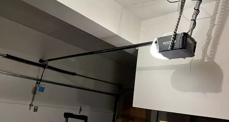 Linear Garage Door Opener Repair in Fort Walton Beach, FL