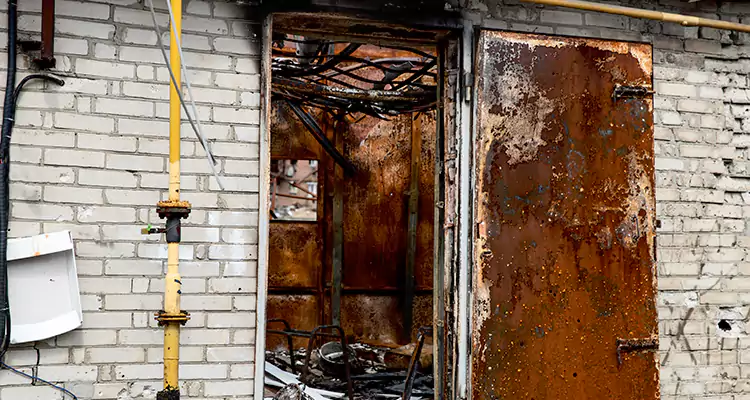 Metal Door Rust Repair in Fort Walton Beach, FL