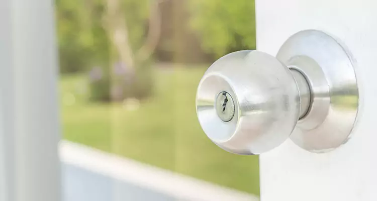 Patio Door Mechanism Jammed in Fort Walton Beach, FL