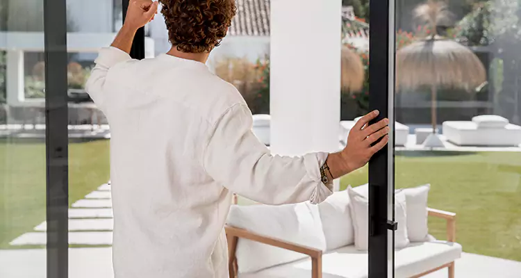 Fix Backyard Sliding Door Hard To Operate in Fort Walton Beach, FL