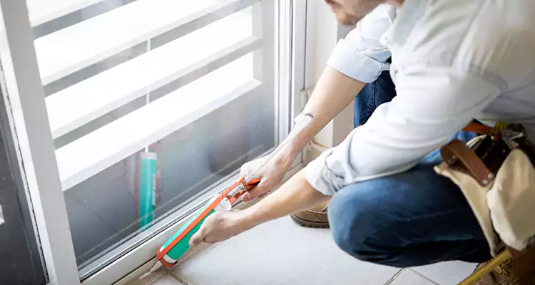 Dap Window Caulk Repair in Fort Walton Beach, FL